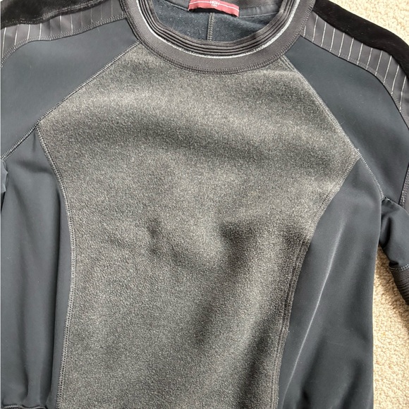 Chic High By Claire Campbell Black and Gray Long Sleeve Top - Picture 2 of 10